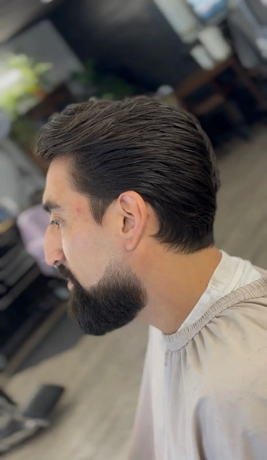 Hair & Beard service in lake Balboa